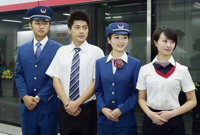 重庆高铁乘务学校分享：乘务员工资待遇是多少